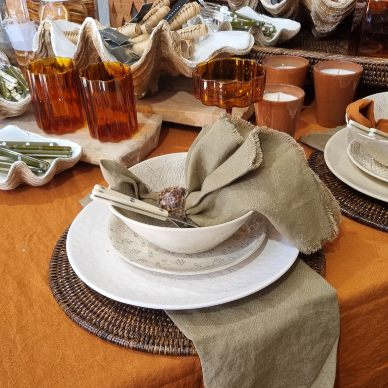 comme-ca-green-linen-serviettes-set-of-4-house-interior, in bowl