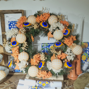 Medium Wreath - Light Up
