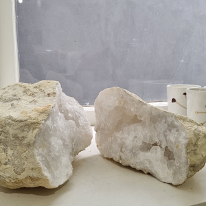Quartz Geode Cave | Q1, both products