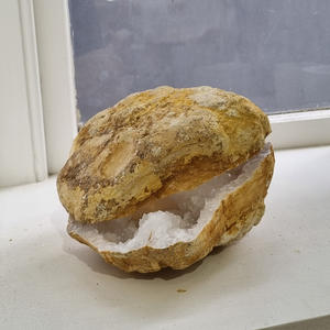 Clear Quartz Geode Cave, both crystals