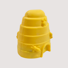 Beehive Smash Cake