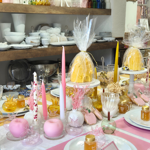White Cake Stand