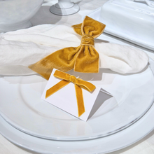 Velvet Bow Napkin Ring | Gold