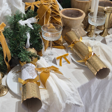 Gold Deluxe Christmas Tree Crackers | 6 Bonbons