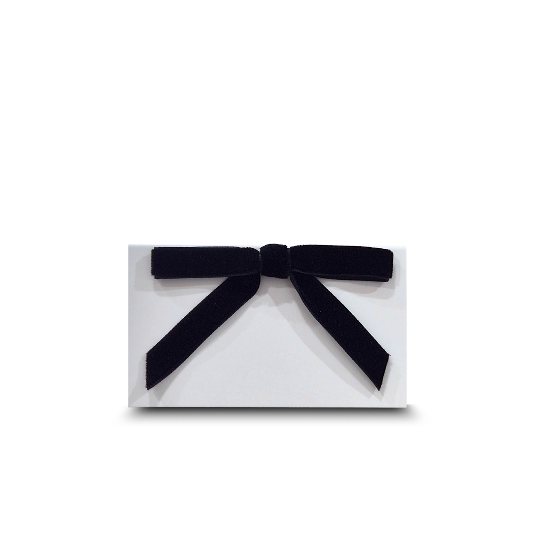 Black Velvet Bow Name Cards | Set-of-10