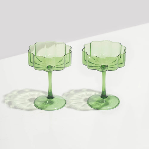 set-of-two-wave-coupe-glasses-green, frontside