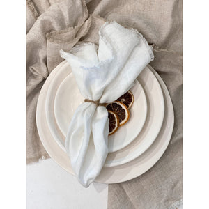 Comme Ça Linen Serviettes With Frayed Edge - White