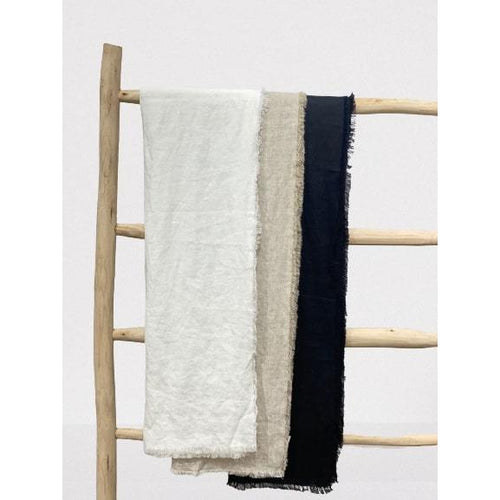 Comme Ça Linen Runner With Frayed Edge